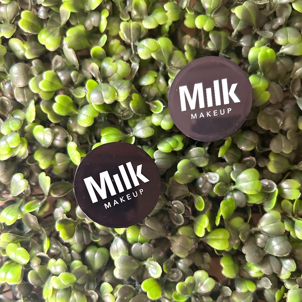 MILK Pore Eclipse Matte Translucent Setting Powder